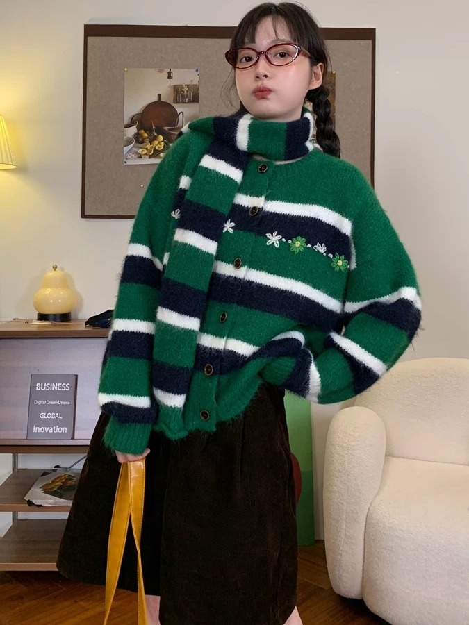 كارديجان نسائي فضفاض بتصميم عت - مراجعة Embroidery Online Design وسعره