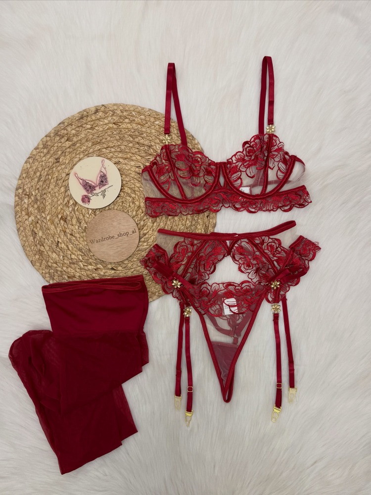 طقم ملابس داخلية نسائية باللون - مراجعة Embroidery Set وسعره