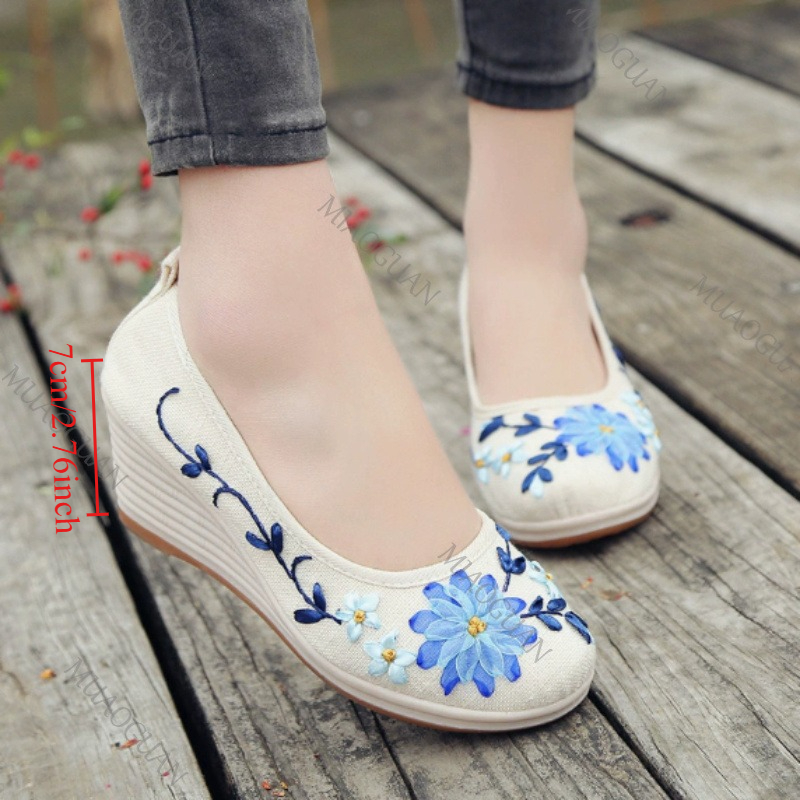 أحذية نسائية مريحة بكعب ويدج م - مراجعة Embroidery Canvas وسعره